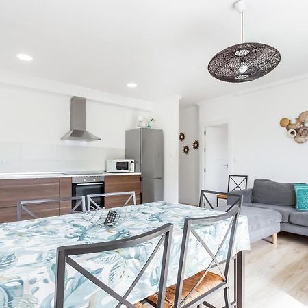 3 Bedroom Awesome Apartment In Santa Pola Eksteriør bilde